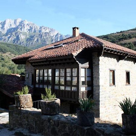 Albergue Turistico Valdebaro Camaleño Eksteriør bilde