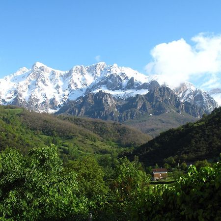 Albergue Turistico Valdebaro Camaleño Eksteriør bilde