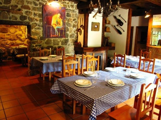 Albergue Turistico Valdebaro Camaleño Eksteriør bilde