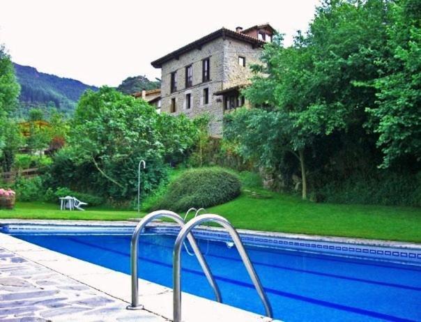 Albergue Turistico Valdebaro Camaleño Eksteriør bilde